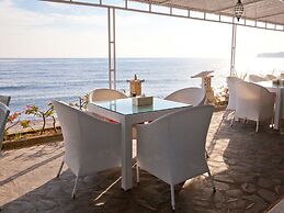 Bondalem Beach Club