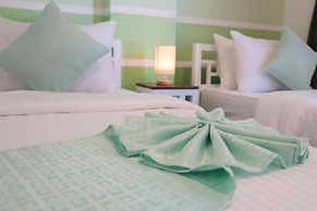 8Colors Beach House