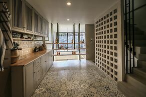 Sugar Ohana Poshtel