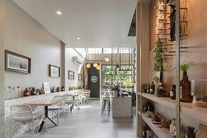 Sugar Ohana Poshtel