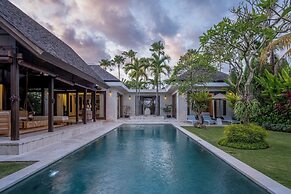 Saba Villa