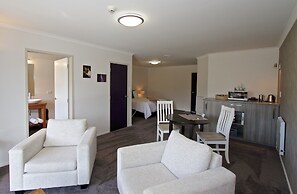 Tongariro Suites at The Rocks