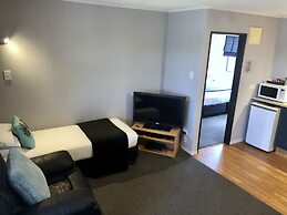 Hacienda Motor Lodge