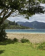 Furneaux Lodge