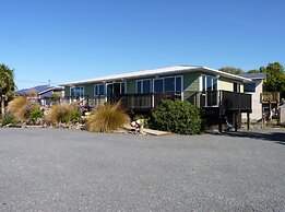 The Kaka Point Motels