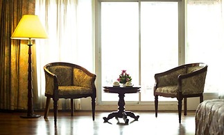 Angkham Hotel