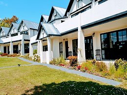Salty Dog Inn