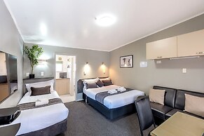 Travellers Inn Motel