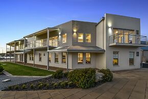 Aloha Waterfront Properties