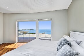 Aloha Waterfront Properties