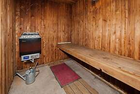 Breckenridge Lodge