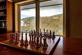 Attunga Alpine Lodge and Apartments
