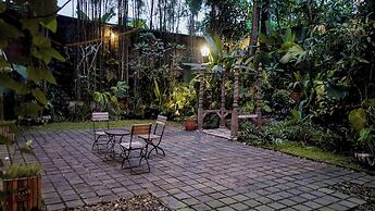 Kayu Arum Resort