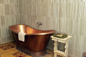 Kayu Arum Resort