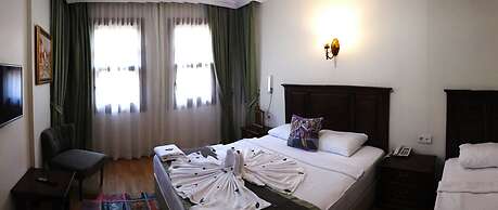Hadrian Gate Hotel