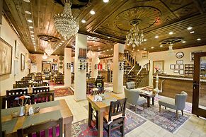 Hadrian Gate Hotel