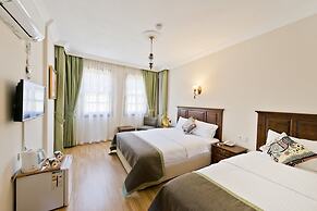 Hadrian Gate Hotel