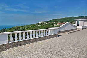 White Rock Castle Suite Hotel & SPA