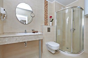 White Rock Castle Suite Hotel & SPA