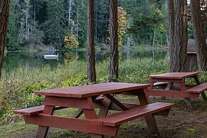 Cusheon Lake Resort