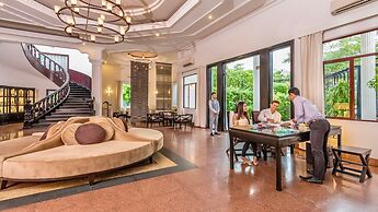 White Mansion