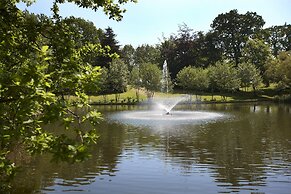 Wivenhoe House Hotel