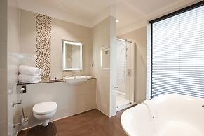 Wivenhoe House Hotel