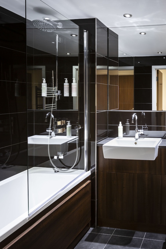 Aparthotel Adagio London Brentford