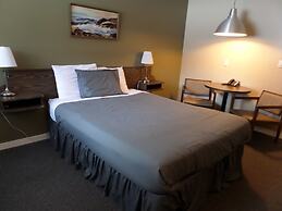Ray Lyn Motel