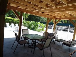 Ray Lyn Motel