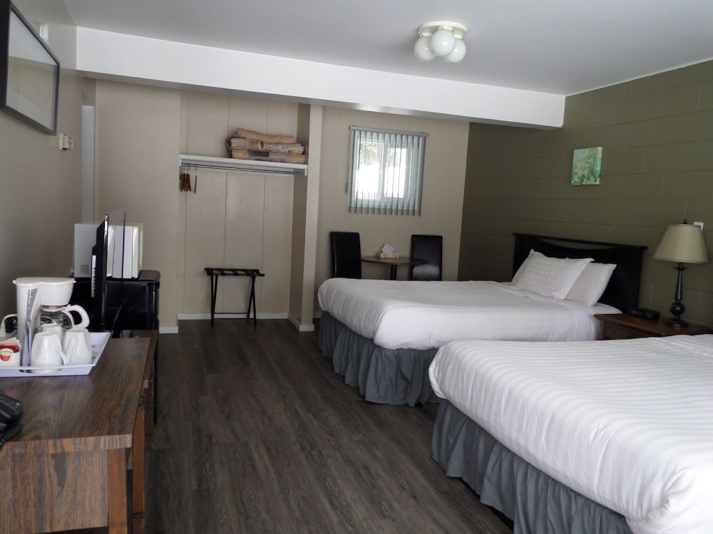 Ray Lyn Motel