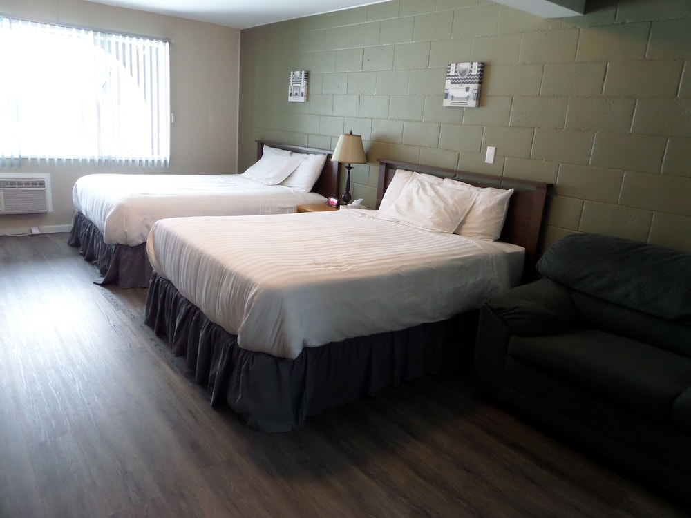 Ray Lyn Motel