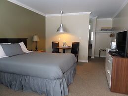 Ray Lyn Motel