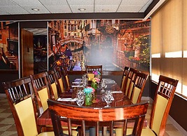Arecibo Inn