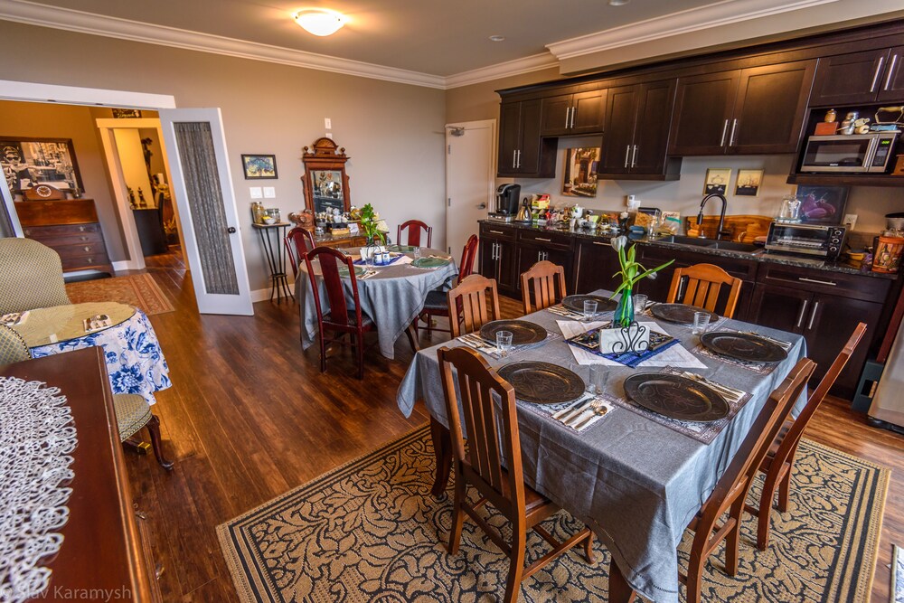 Brookside Inn Boutique Hotel
