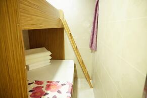 Me Easy Hostel