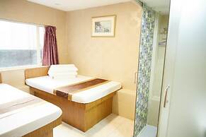 Me Easy Hostel