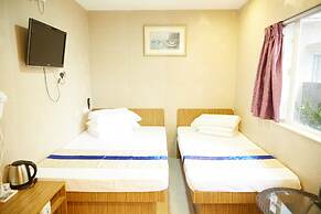 Me Easy Hostel