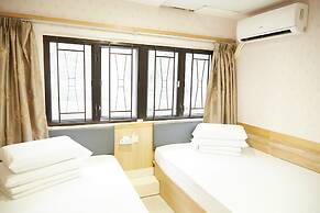 Me Easy Hostel