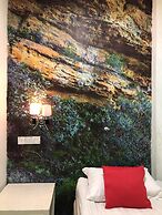 Rain Forest Hotel