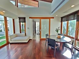 PRAN-A-LUXE Exclusive Pool Villa