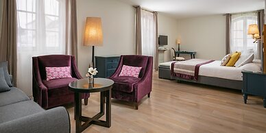Mercure Maintenon