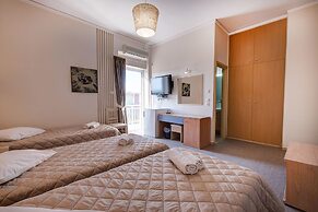 Hotel Taxiarhis