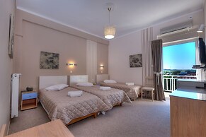 Hotel Taxiarhis