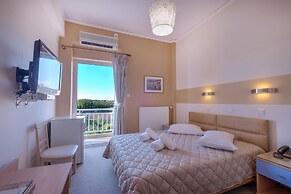 Hotel Taxiarhis