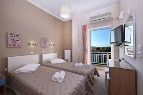 Hotel Taxiarhis