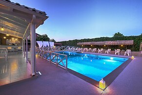 Hotel Taxiarhis