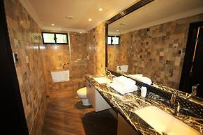 Cedros Inn Boutique Hotel