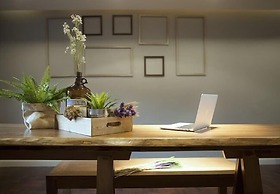 Golden Mountain Hostel