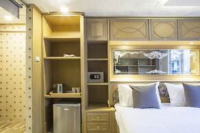 Golden Mountain Hostel